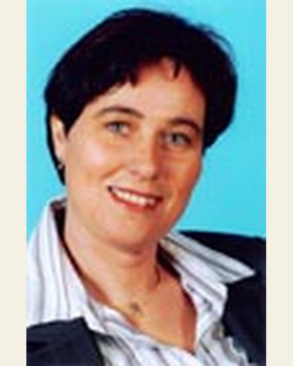 Porträt von Susanne Knitter